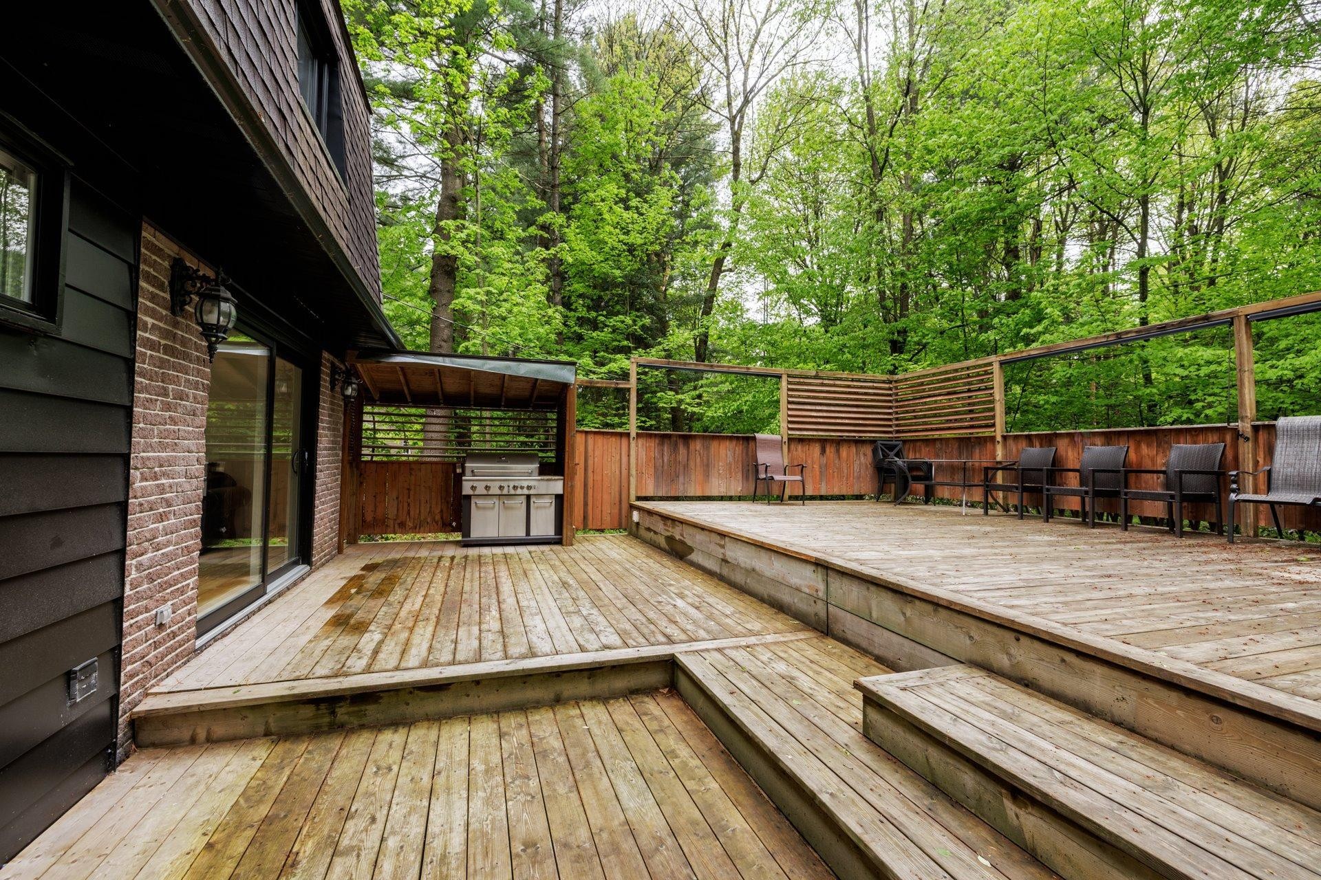 









2404


Place Jubilee

,
Saint-Lazare,




QC
J7T2B1

