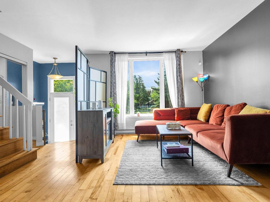 









5098


Rue Athéna

,
Pierrefonds-Roxboro (Montréal),




QC
H8Z3K8

