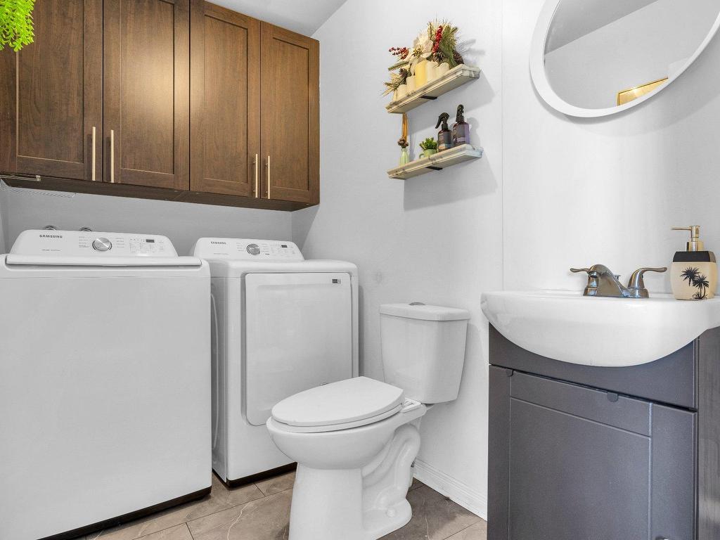 









5098


Rue Athéna

,
Pierrefonds-Roxboro (Montréal),




QC
H8Z3K8

