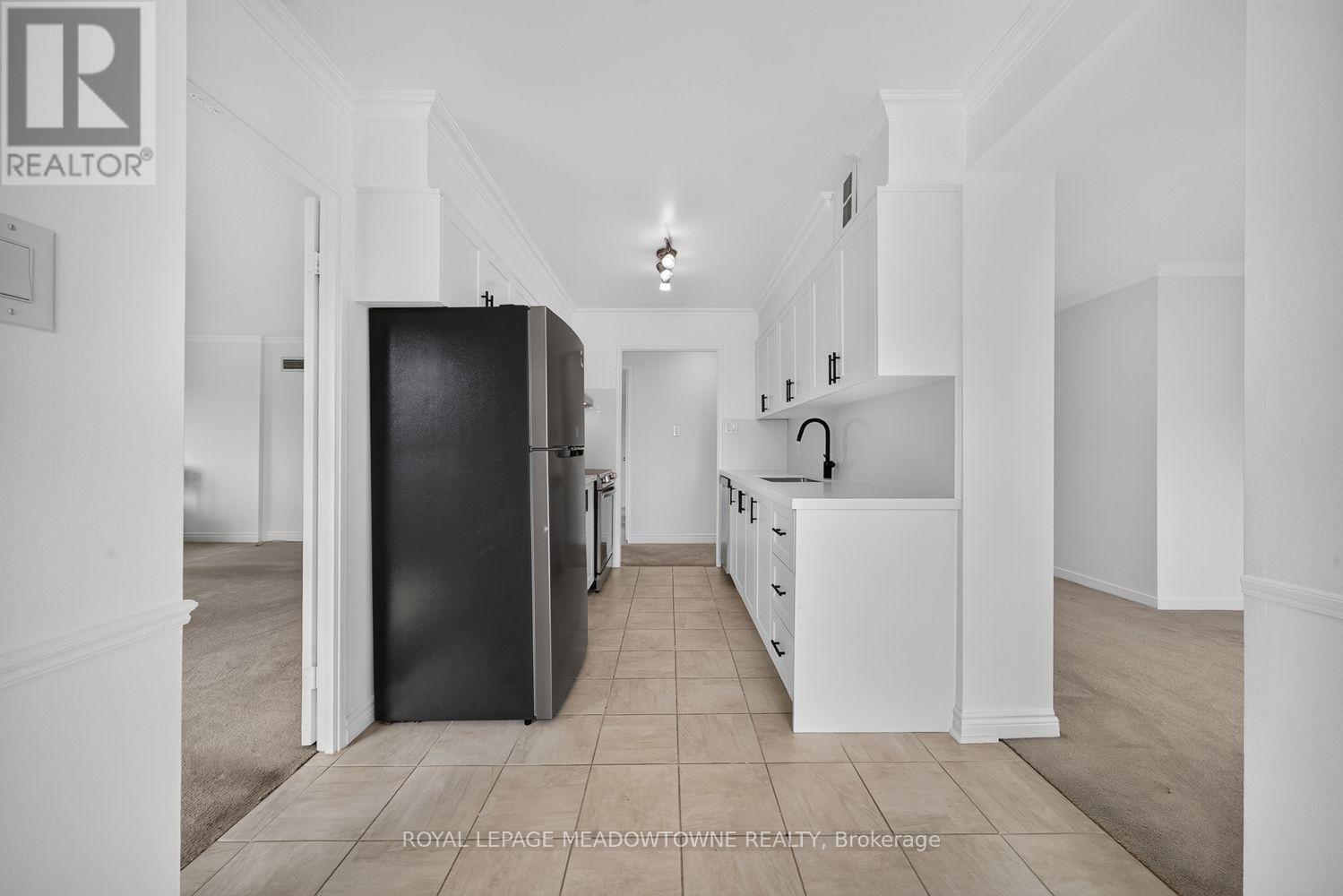 












1501 - 1580 MISSISSAUGA VALLEY BOULEVARD

,
Mississauga,




Ontario
L5A3T8

