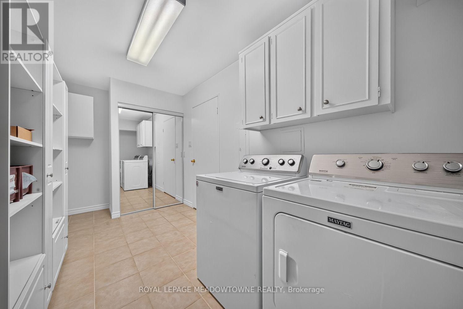 












1501 - 1580 MISSISSAUGA VALLEY BOULEVARD

,
Mississauga,




Ontario
L5A3T8

