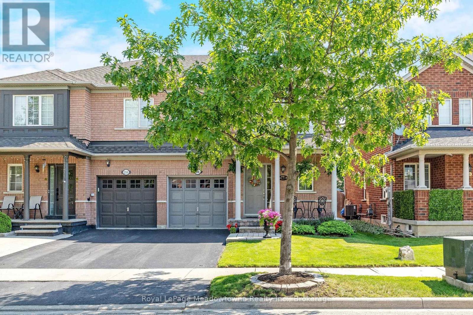 












248 PETTIGREW TRAIL

,
Milton (DE Dempsey),




Ontario
L9T5X7

