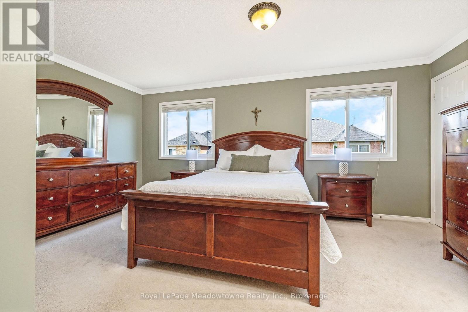 












248 PETTIGREW TRAIL

,
Milton (DE Dempsey),




Ontario
L9T5X7

