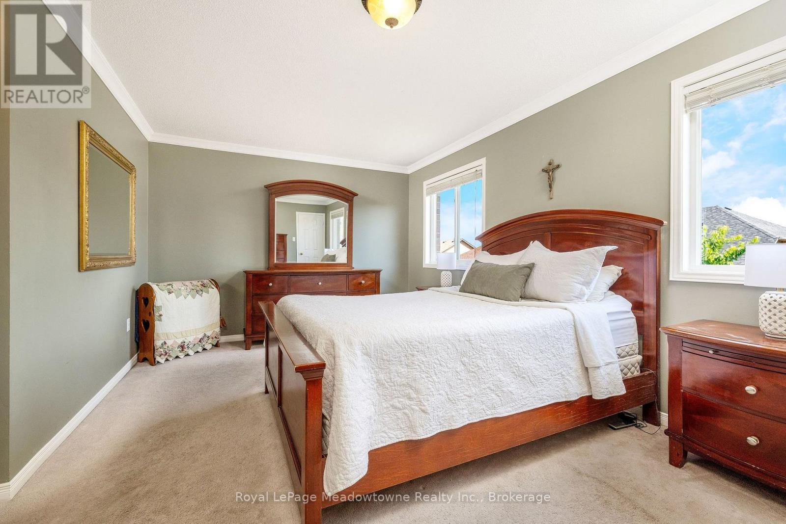 












248 PETTIGREW TRAIL

,
Milton (DE Dempsey),




Ontario
L9T5X7


