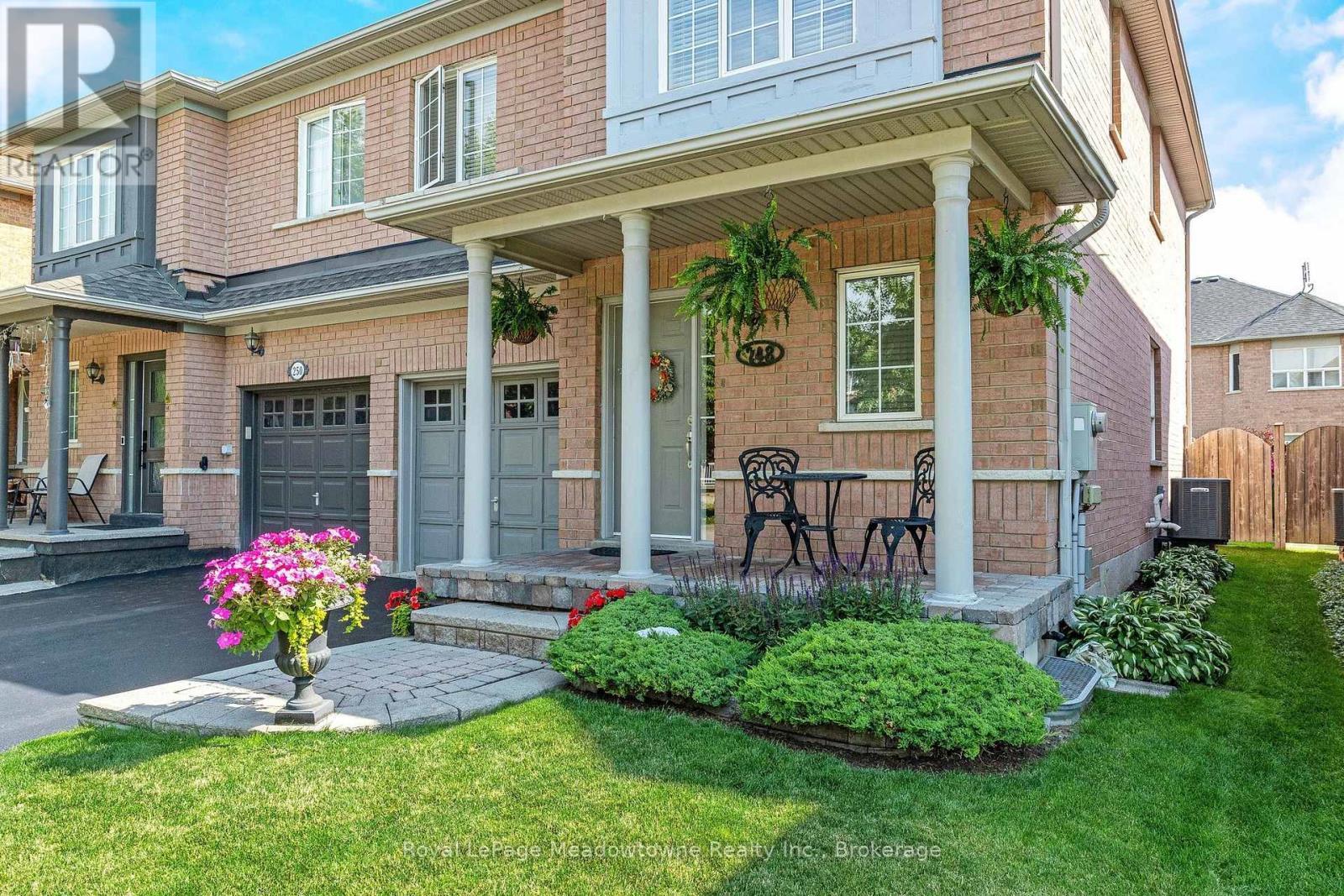 












248 PETTIGREW TRAIL

,
Milton (DE Dempsey),




Ontario
L9T5X7


