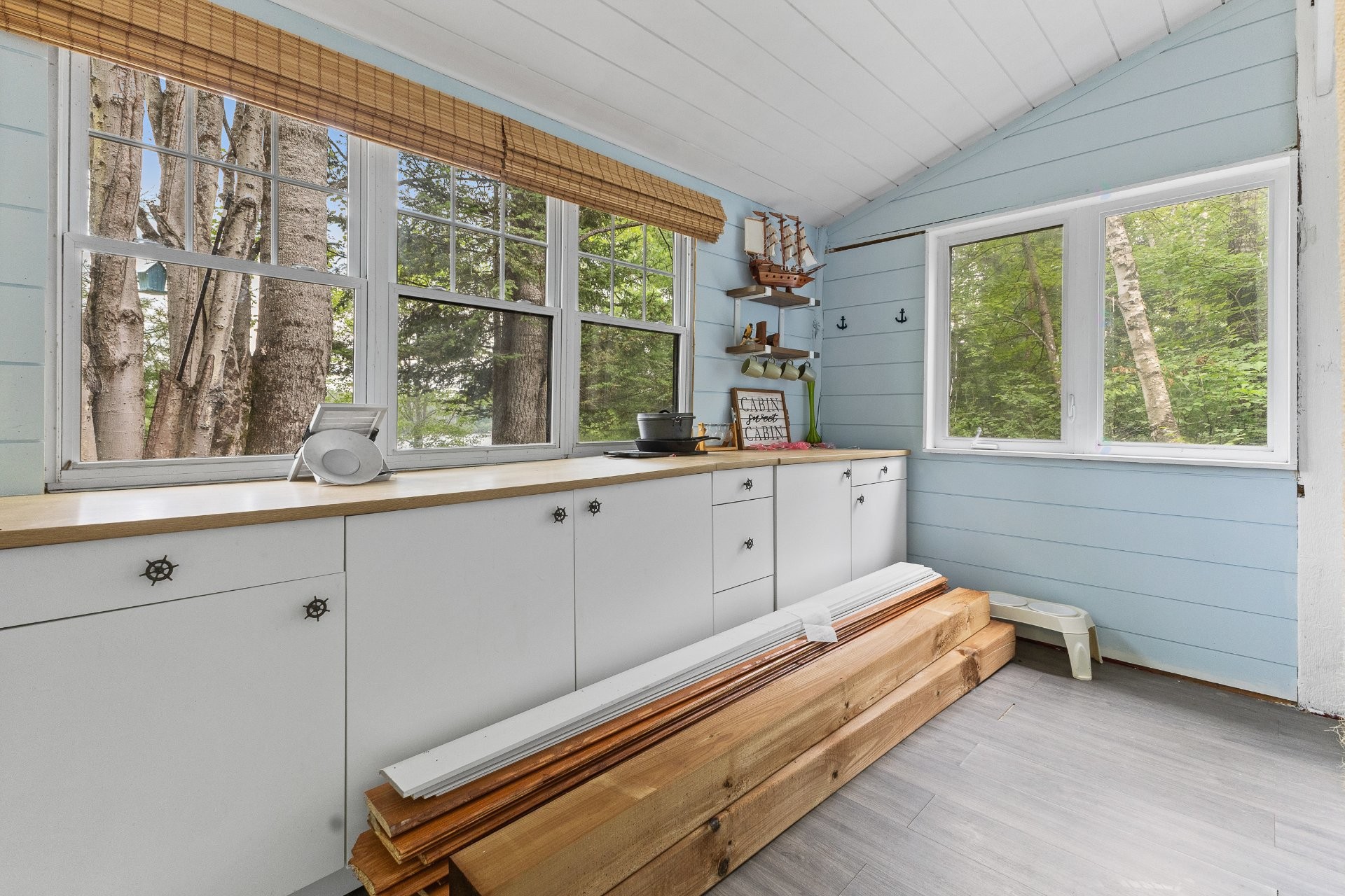 









657


Ch. des Outaouais

,
L'Île-du-Grand-Calumet,







QC
J0X1J0

