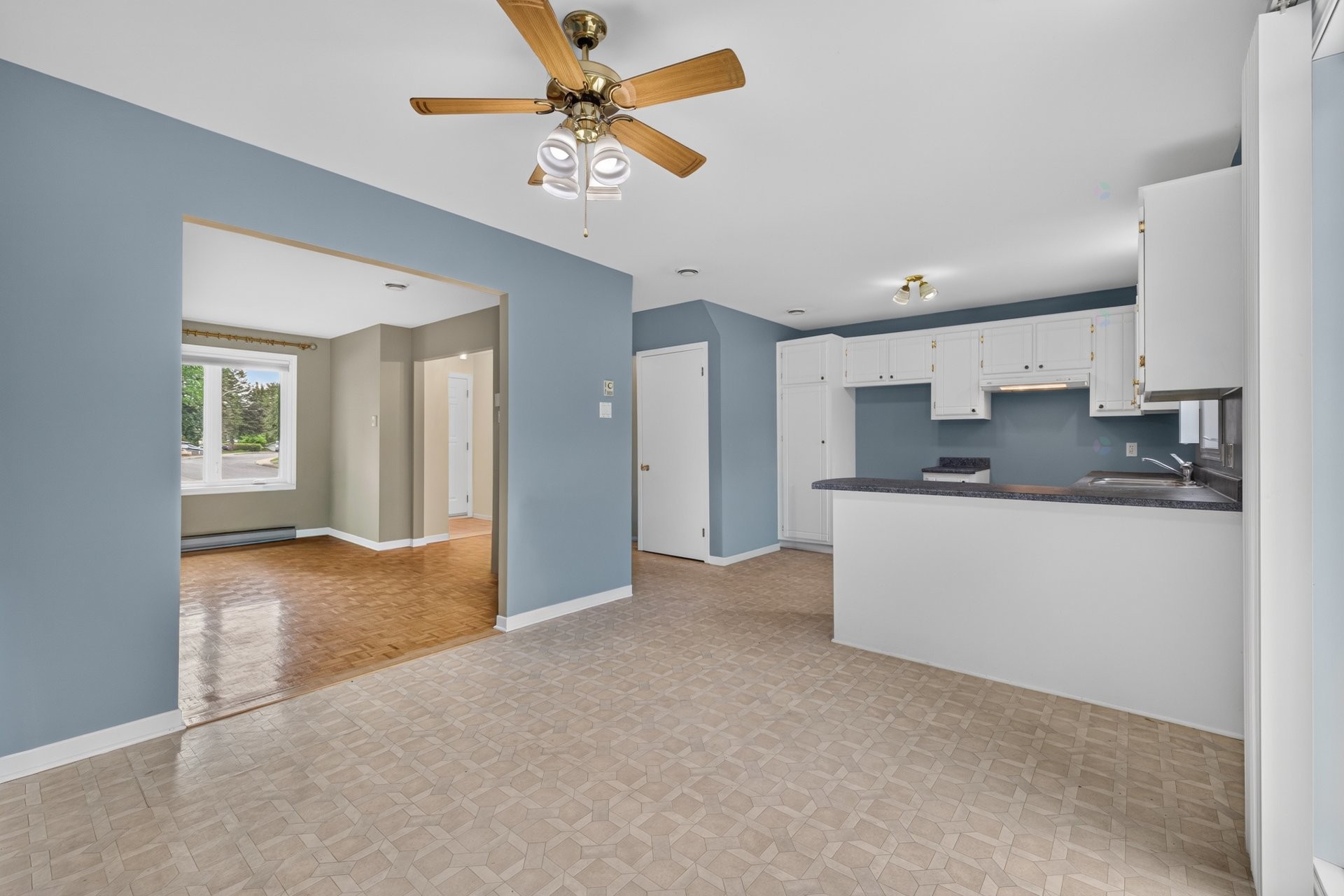 









871


Rue de Tours

,
Boucherville,




QC
J4B5J9

