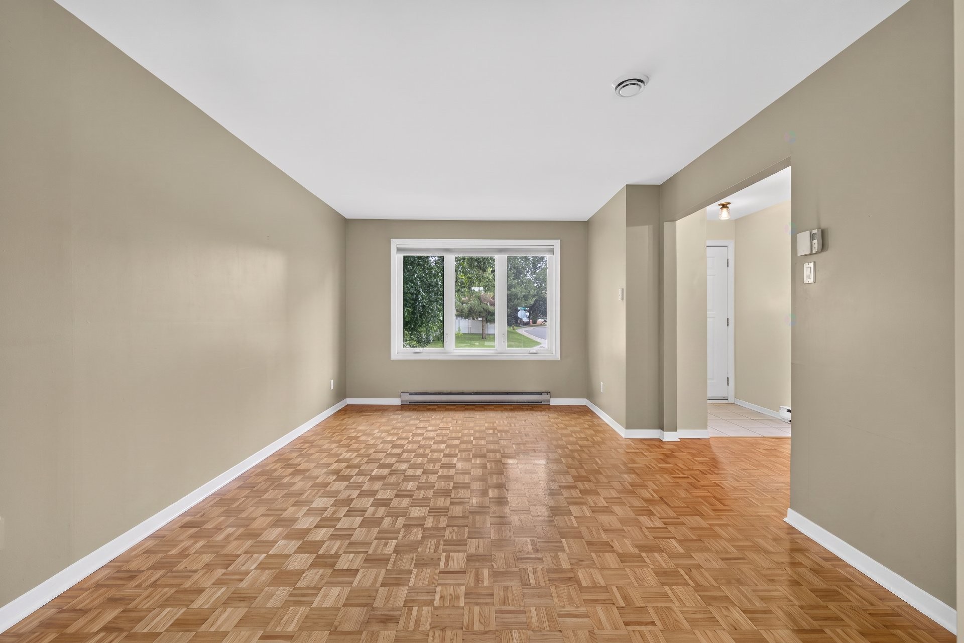 









871


Rue de Tours

,
Boucherville,




QC
J4B5J9


