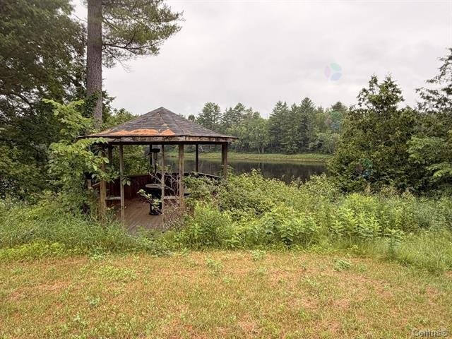 









103Z


Ch. de Point Comfort

,
Gracefield,




QC
J0X1W0

