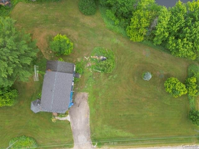 









103Z


Ch. de Point Comfort

,
Gracefield,




QC
J0X1W0

