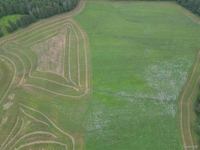 









103Z


Ch. de Point Comfort

,
Gracefield,




QC
J0X1W0


