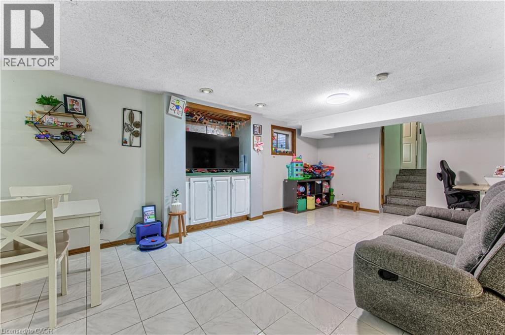












2560 PALISANDER Avenue

,
Mississauga,




Ontario
L5B2L2

