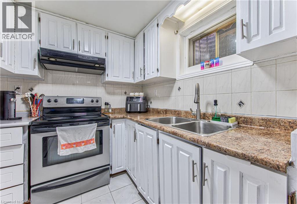 












2560 PALISANDER Avenue

,
Mississauga,




Ontario
L5B2L2

