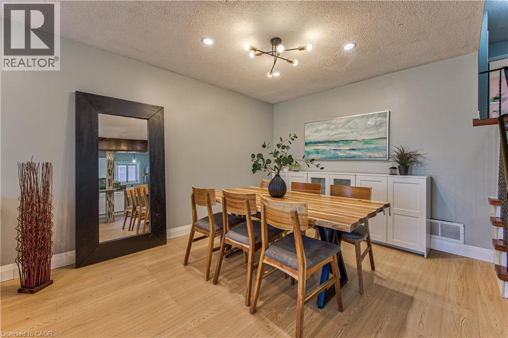 












2560 PALISANDER Avenue

,
Mississauga,




Ontario
L5B2L2

