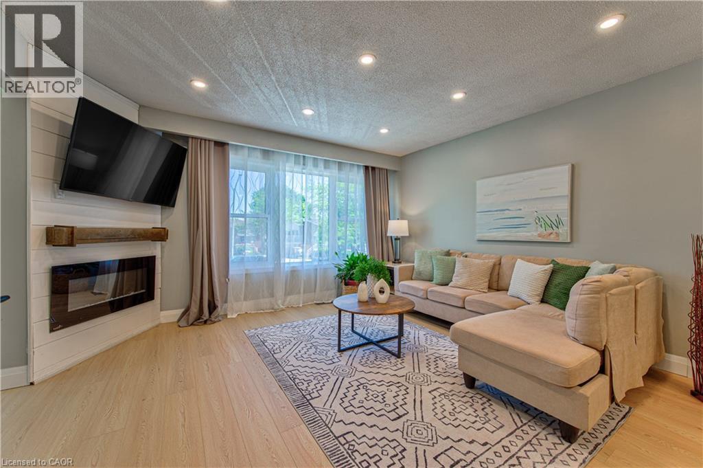 












2560 PALISANDER Avenue

,
Mississauga,




Ontario
L5B2L2

