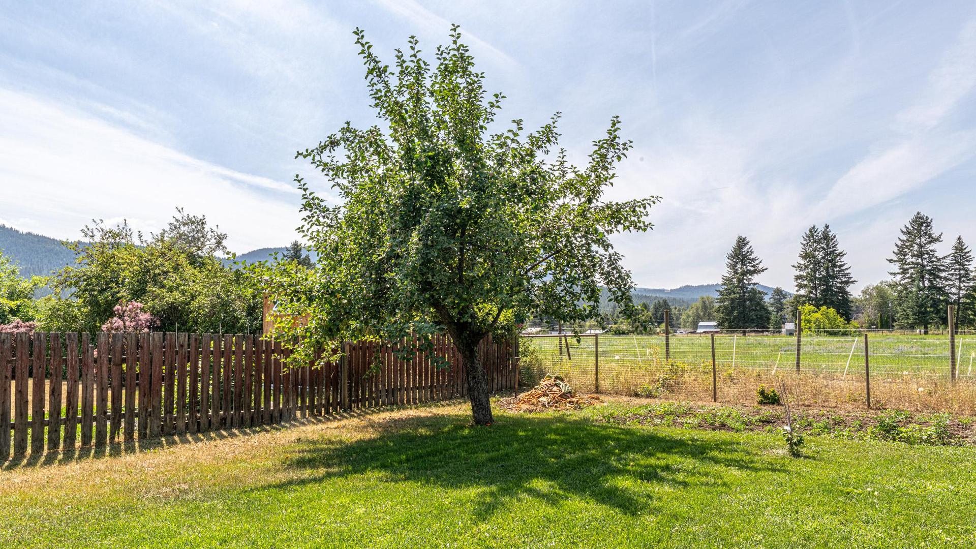 









22


Pemberton

Road,
Lumby,




BC
V0E 2G7

