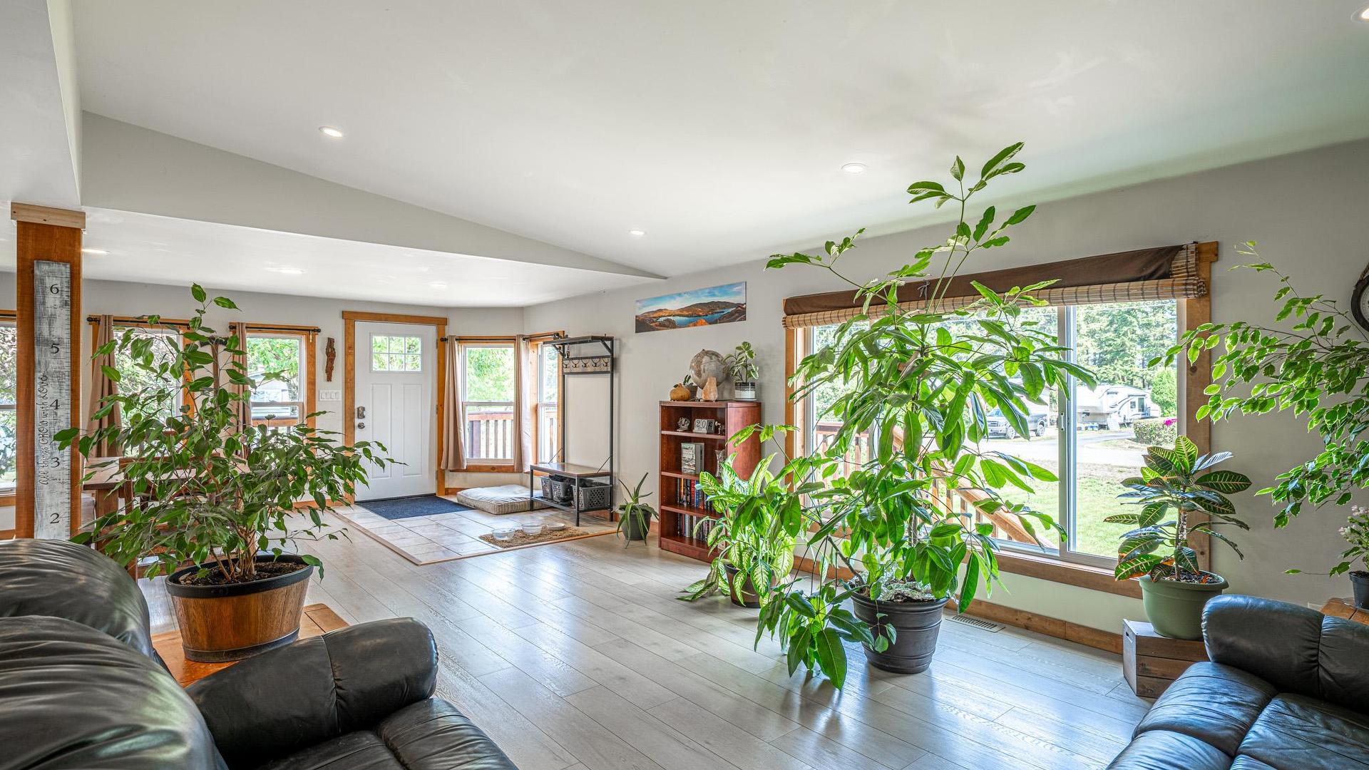 









22


Pemberton

Road,
Lumby,




BC
V0E 2G7

