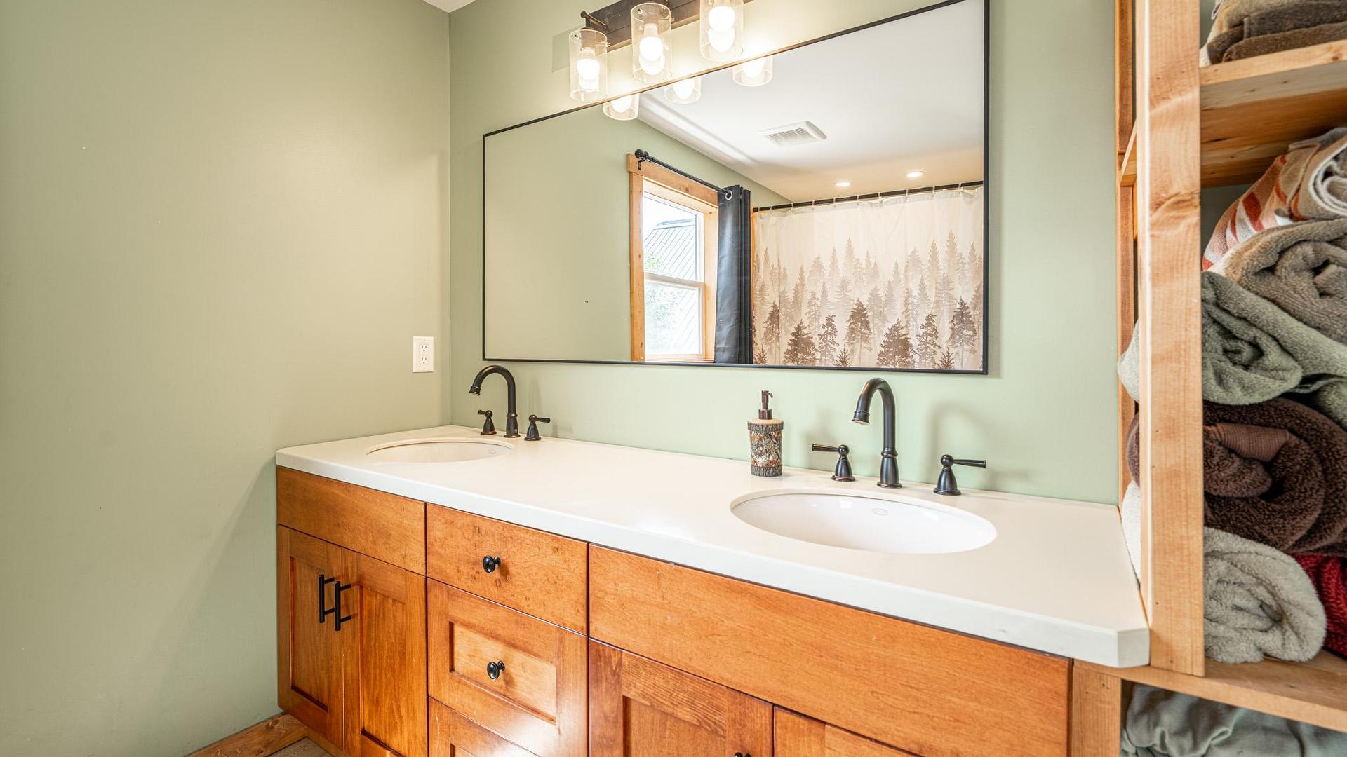 









22


Pemberton

Road,
Lumby,




BC
V0E 2G7

