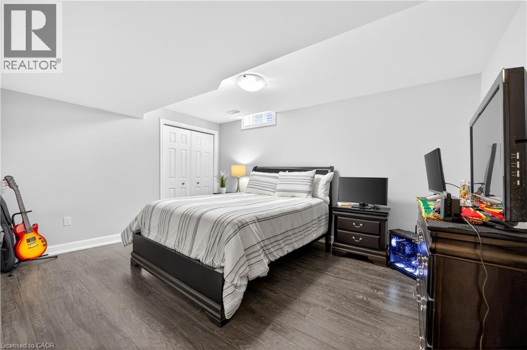 












22 LINDA Crescent

,
Hagersville,




Ontario
N0A1H0

