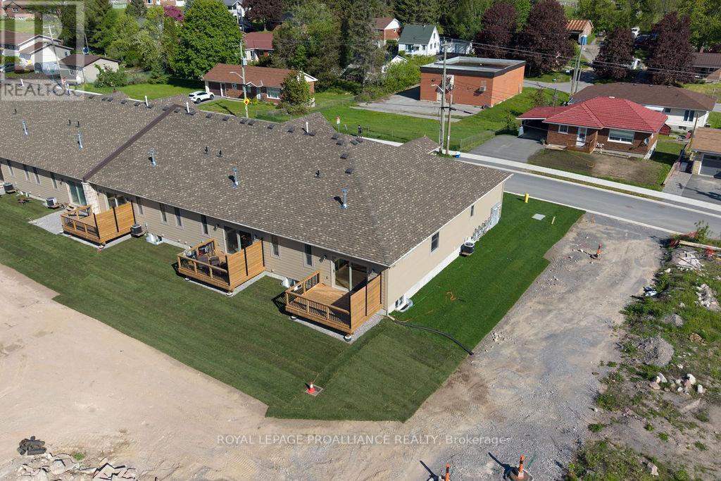 












159 POMEROY AVENUE

,
Tweed (Tweed (Village)),




Ontario
K0K3J0

