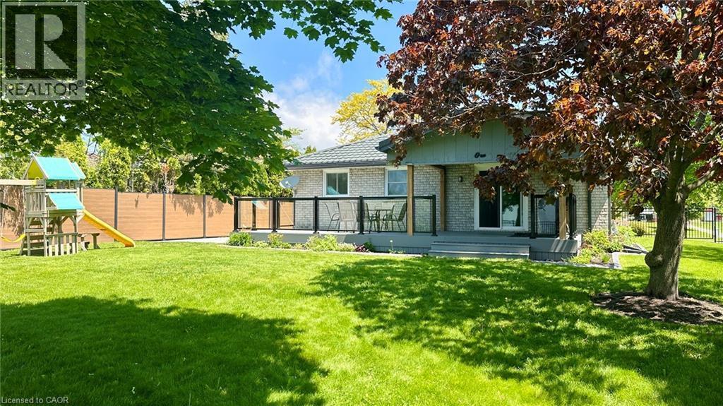 












1 EDENRIDGE Drive

,
Townsend,




Ontario
N0A1S0

