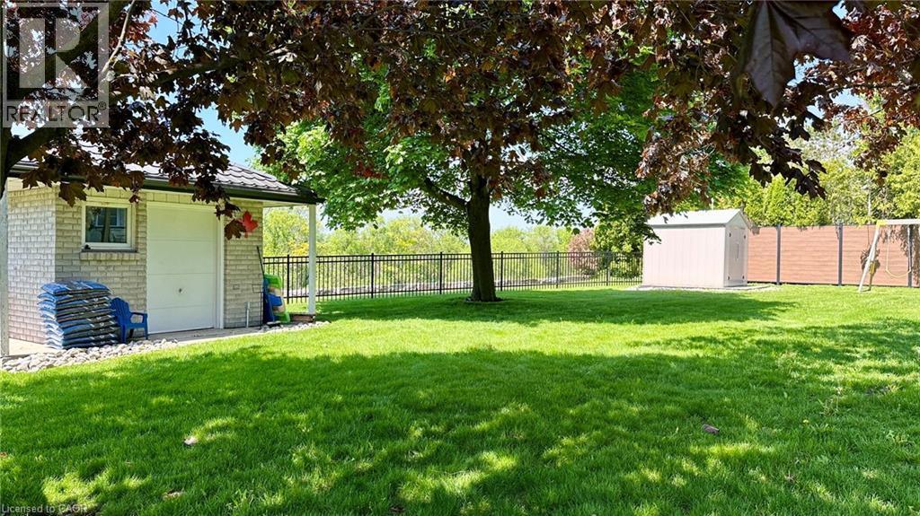 












1 EDENRIDGE Drive

,
Townsend,




Ontario
N0A1S0

