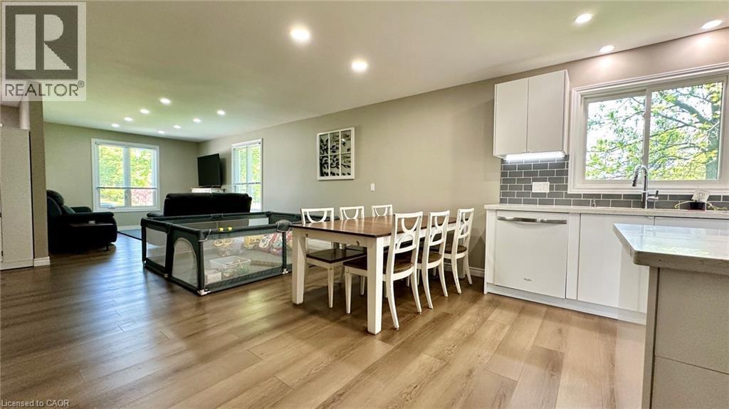 












1 EDENRIDGE Drive

,
Townsend,




Ontario
N0A1S0

