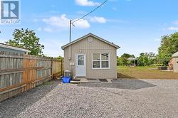 1A Ramsay - Bachelor Style Home