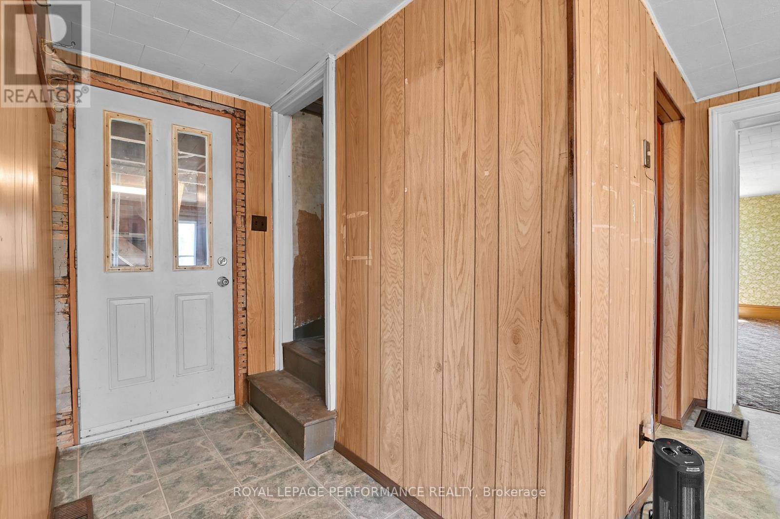 












2421 BUCKWHEAT ROAD W

,
Edwardsburgh/Cardinal,




Ontario
K0E1X0


