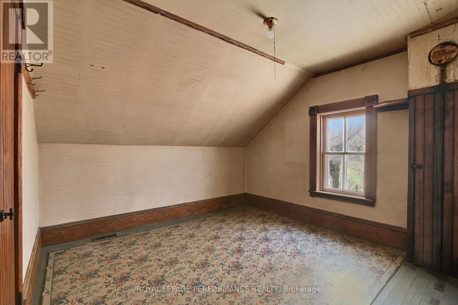 












2421 BUCKWHEAT ROAD W

,
Edwardsburgh/Cardinal,




Ontario
K0E1X0

