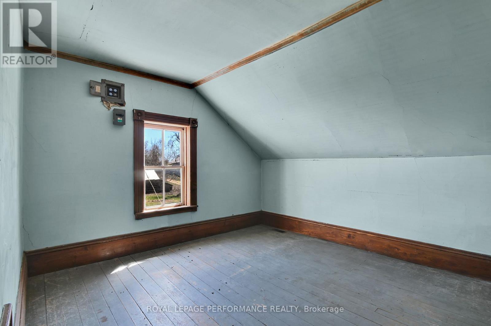 












2421 BUCKWHEAT ROAD W

,
Edwardsburgh/Cardinal,




Ontario
K0E1X0

