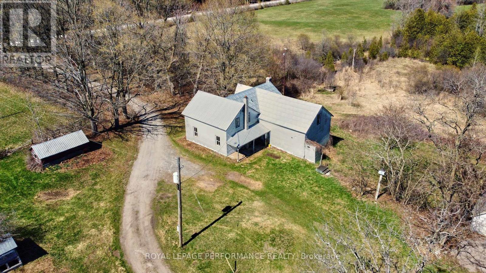 












2421 BUCKWHEAT ROAD W

,
Edwardsburgh/Cardinal,




Ontario
K0E1X0

