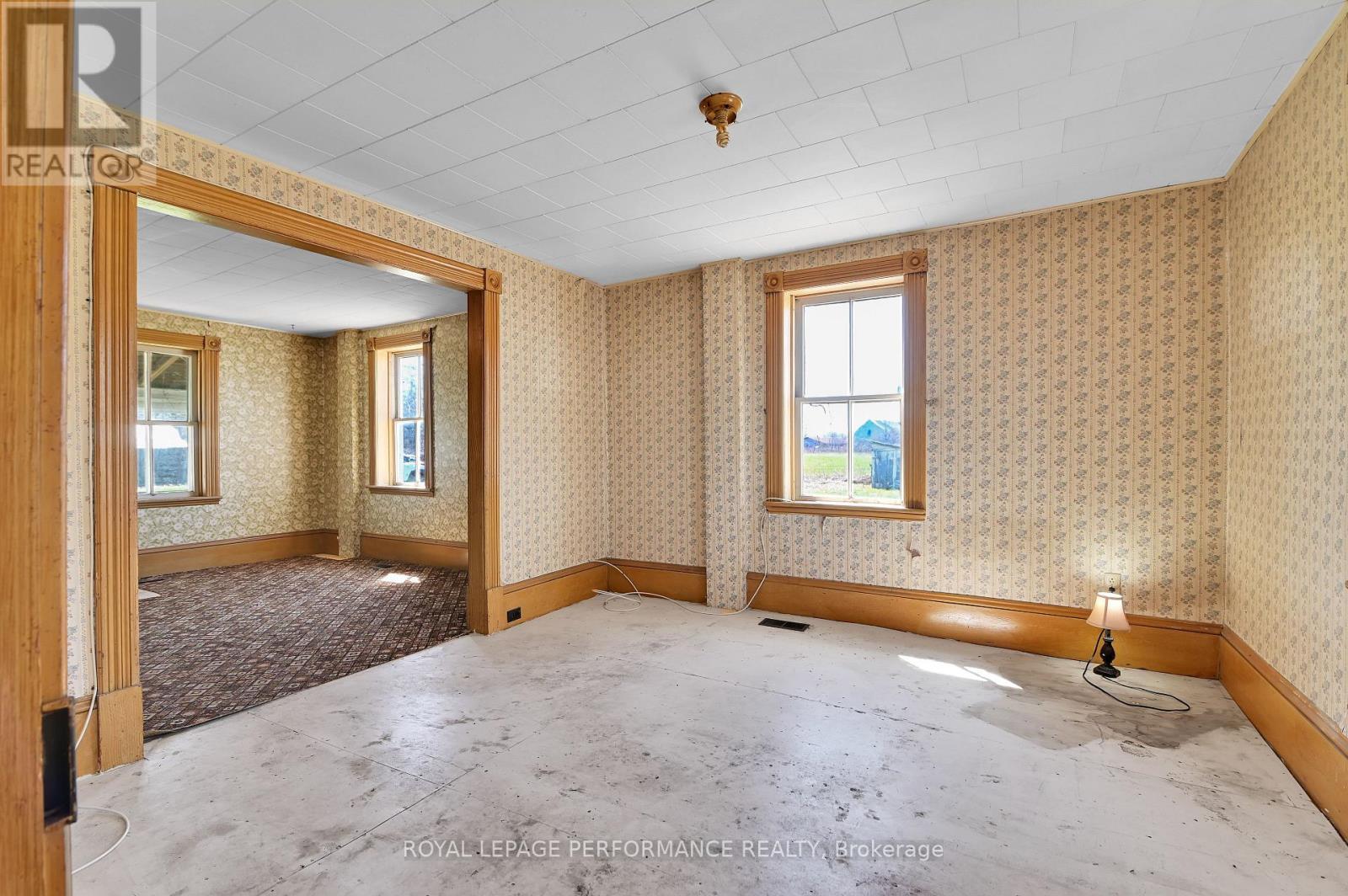 












2421 BUCKWHEAT ROAD W

,
Edwardsburgh/Cardinal,




Ontario
K0E1X0


