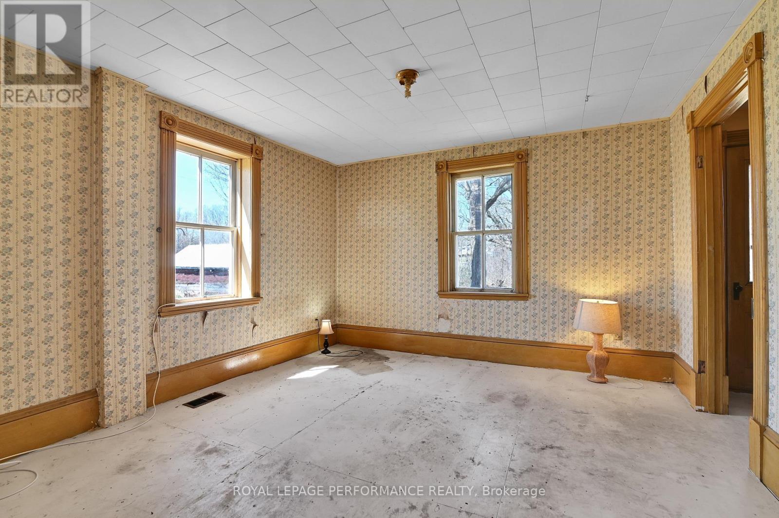 












2421 BUCKWHEAT ROAD W

,
Edwardsburgh/Cardinal,




Ontario
K0E1X0

