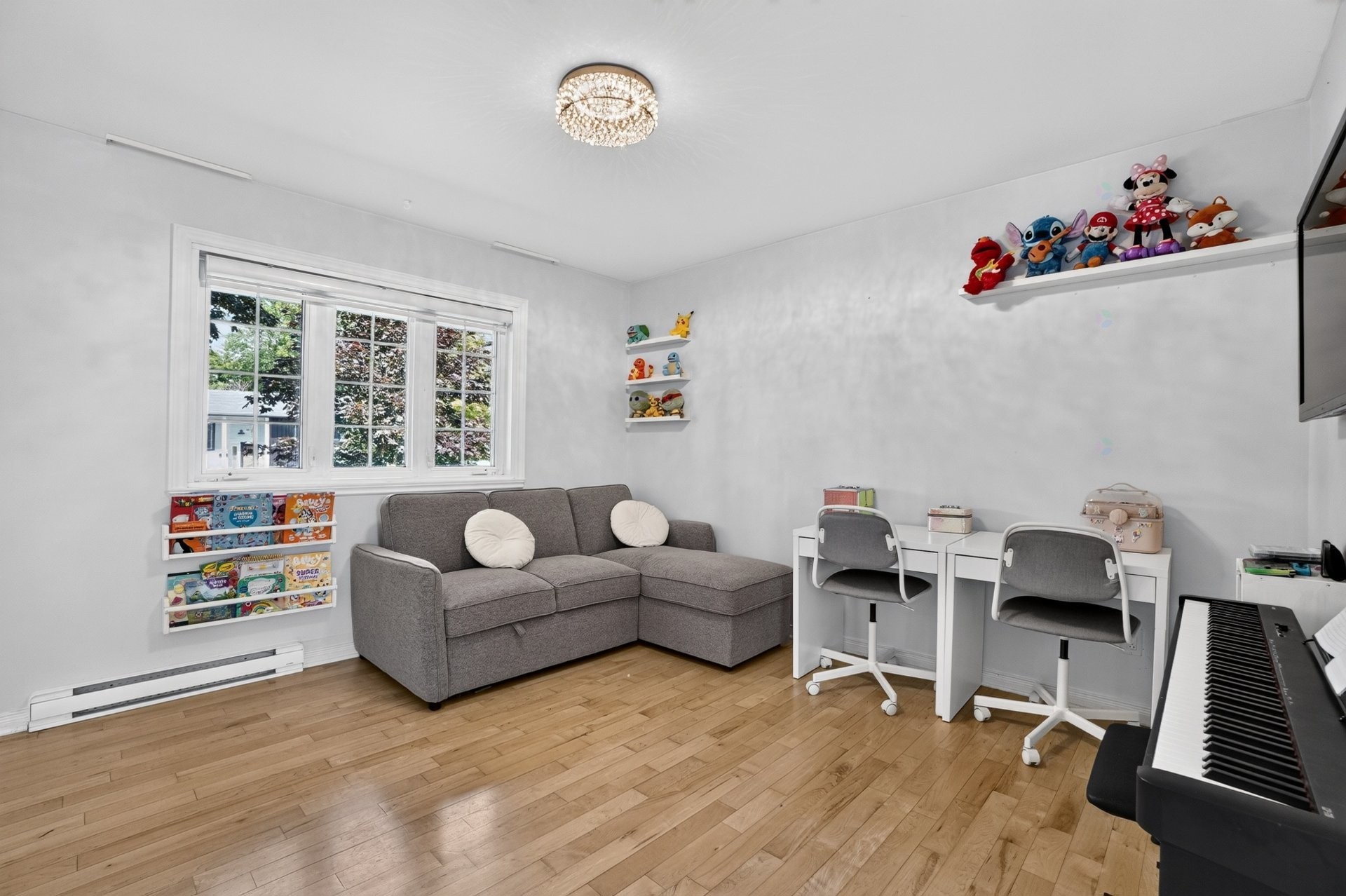 









422


Rue St-Laurent

,
Saint-Eustache,




QC
J7P3V5

