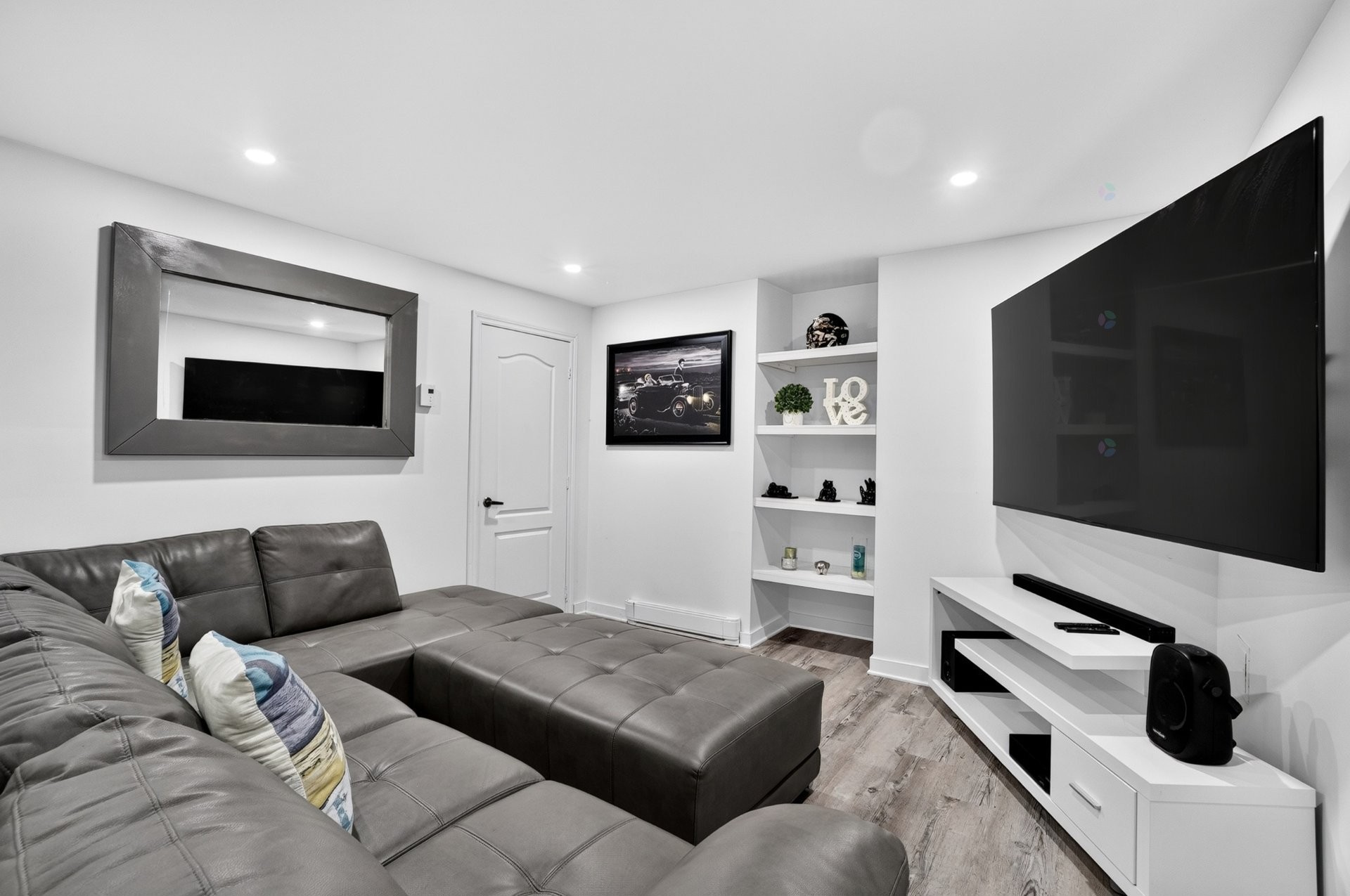 









422


Rue St-Laurent

,
Saint-Eustache,




QC
J7P3V5

