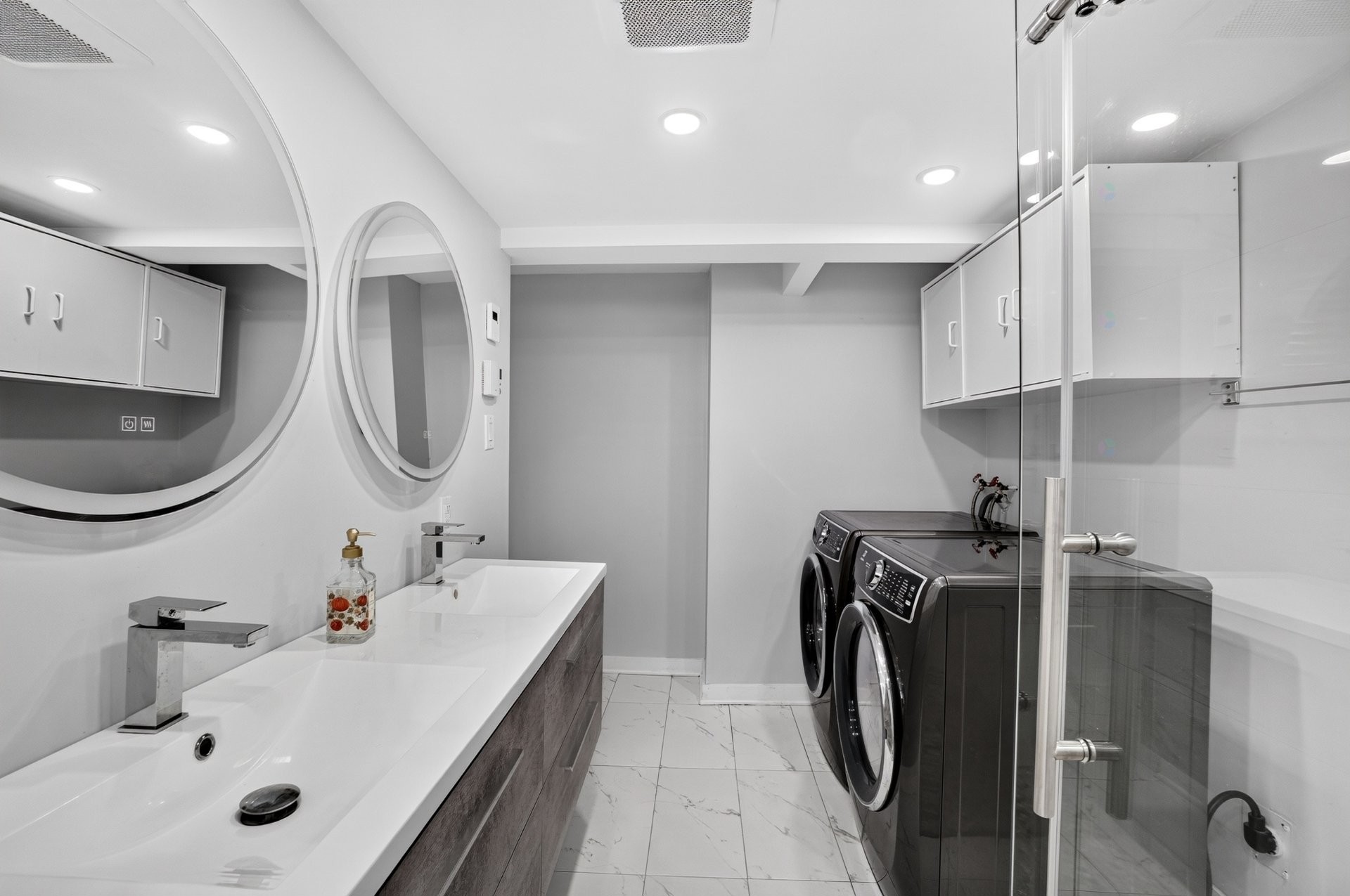 









422


Rue St-Laurent

,
Saint-Eustache,




QC
J7P3V5

