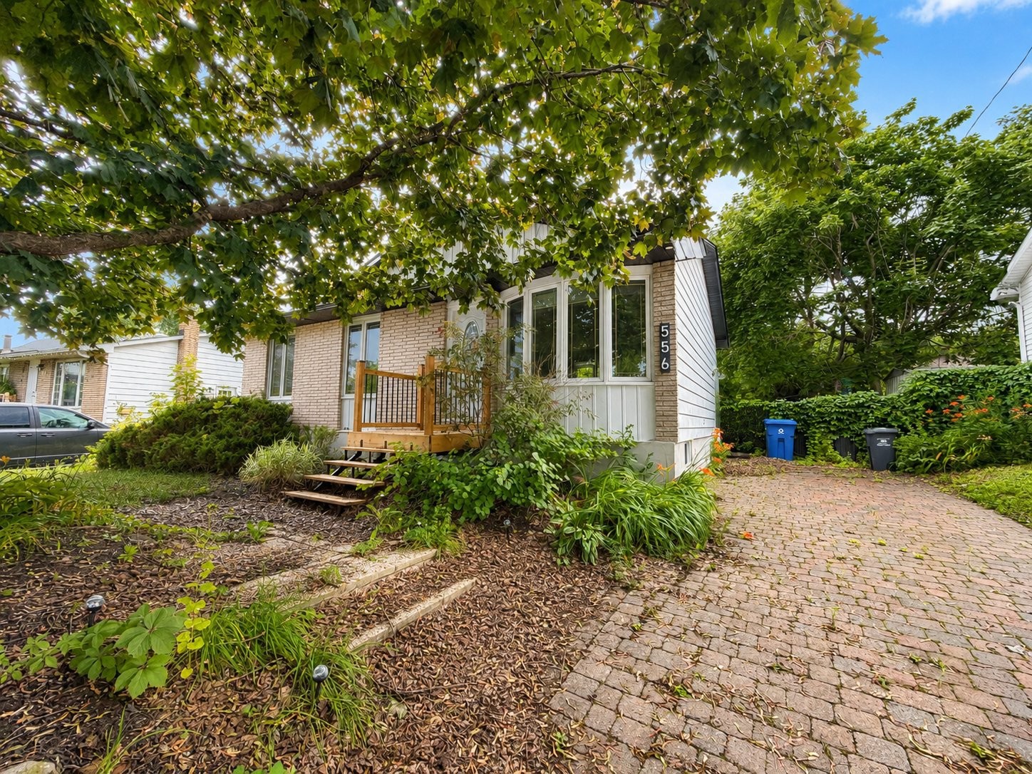 









556


Rue Milks

,
Gatineau (Gatineau),




QC
J8P6E4


