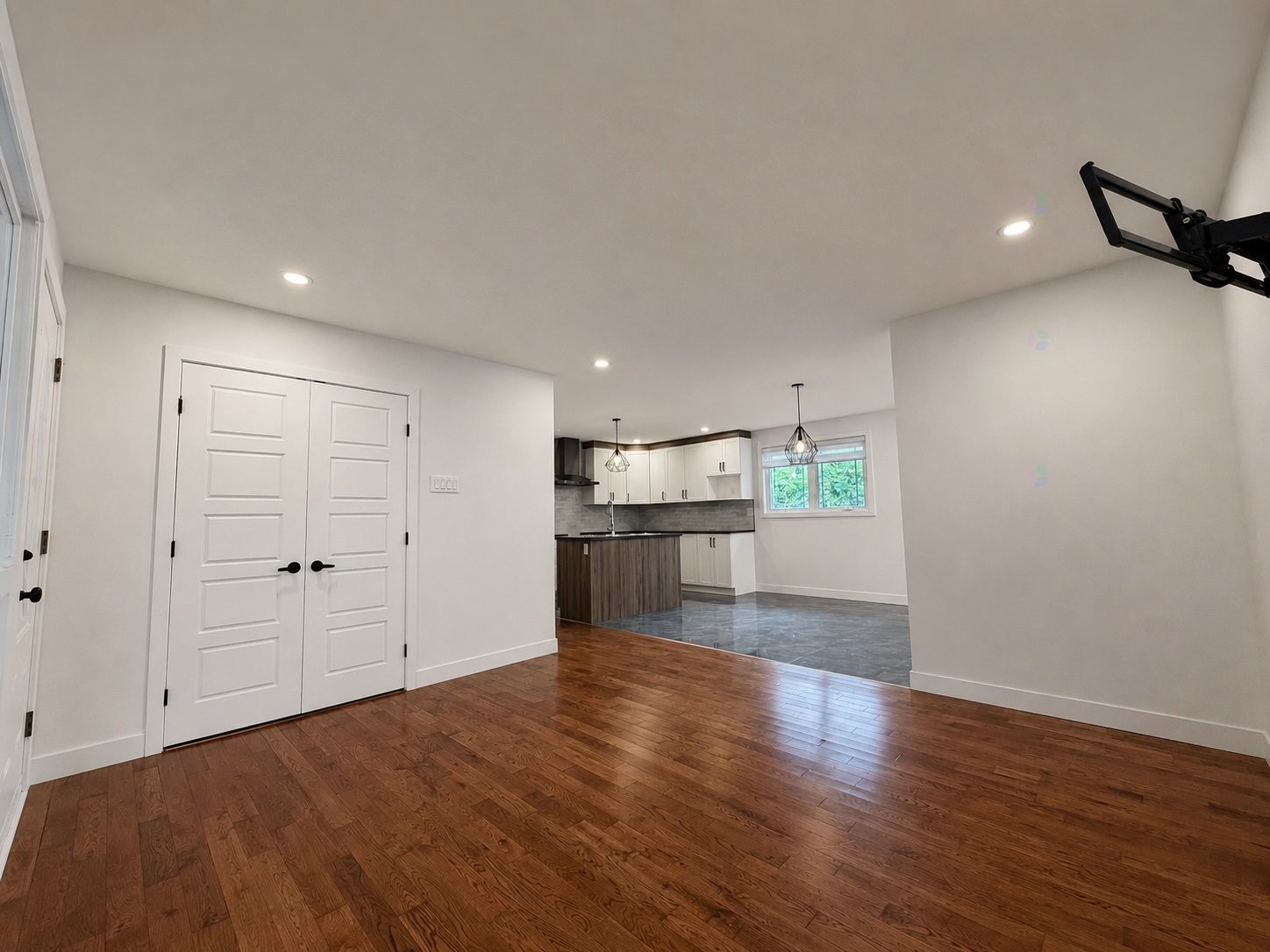 









556


Rue Milks

,
Gatineau (Gatineau),




QC
J8P6E4

