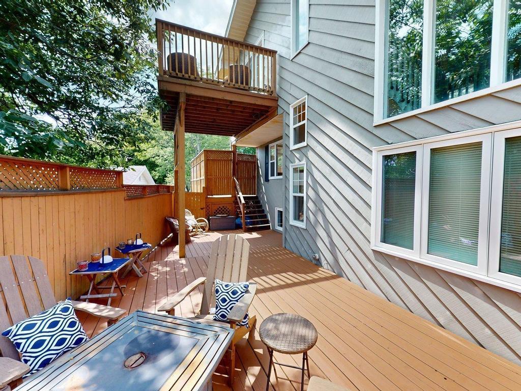












8 Glen Manor Drive

,
Dartmouth,




NS
B3A 3S5

