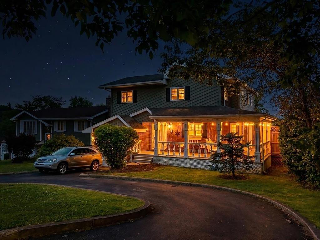 












8 Glen Manor Drive

,
Dartmouth,




NS
B3A 3S5

