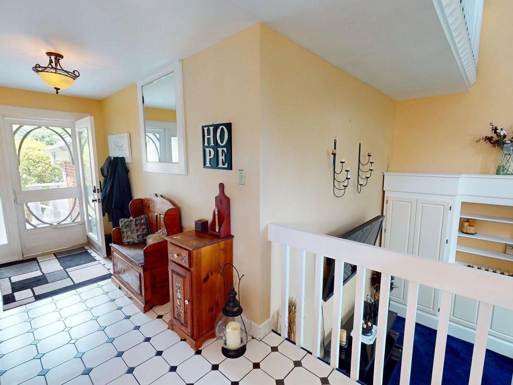 












8 Glen Manor Drive

,
Dartmouth,




NS
B3A 3S5

