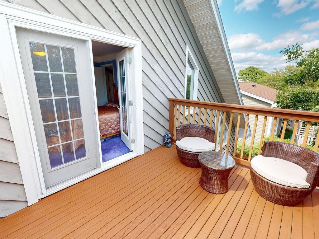 












8 Glen Manor Drive

,
Dartmouth,




NS
B3A 3S5

