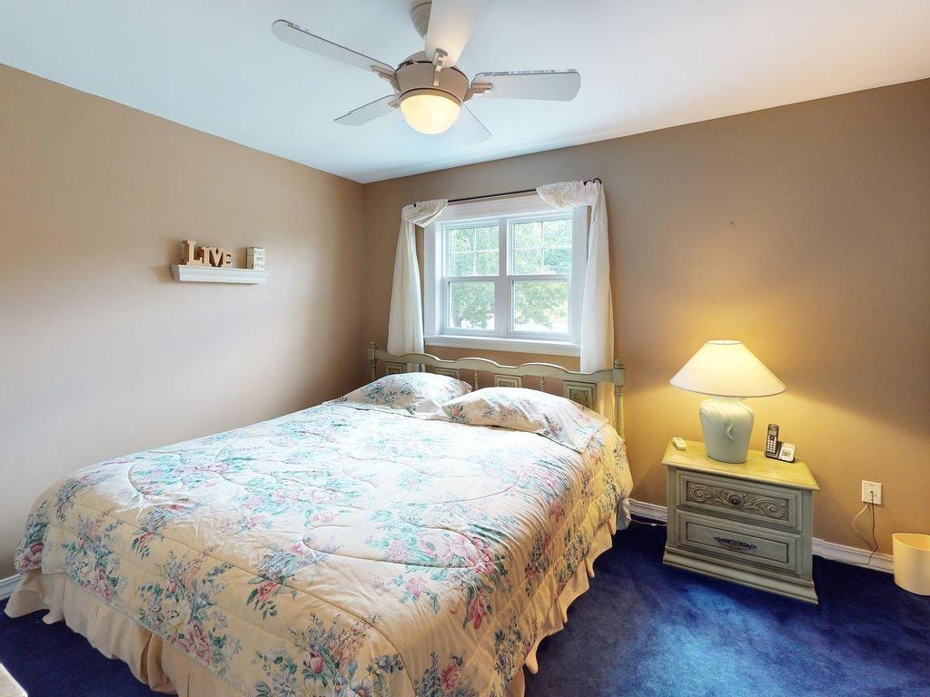 












8 Glen Manor Drive

,
Dartmouth,




NS
B3A 3S5

