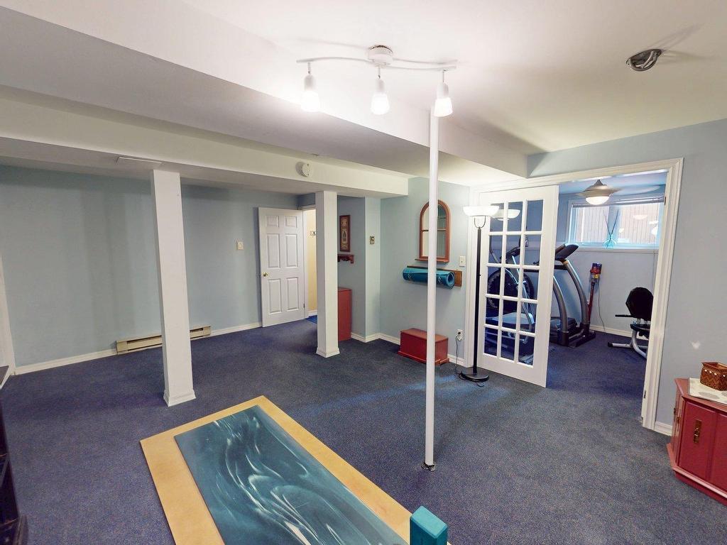 












8 Glen Manor Drive

,
Dartmouth,




NS
B3A 3S5

