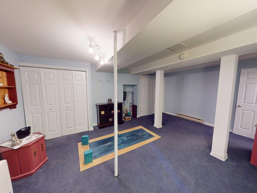 












8 Glen Manor Drive

,
Dartmouth,




NS
B3A 3S5

