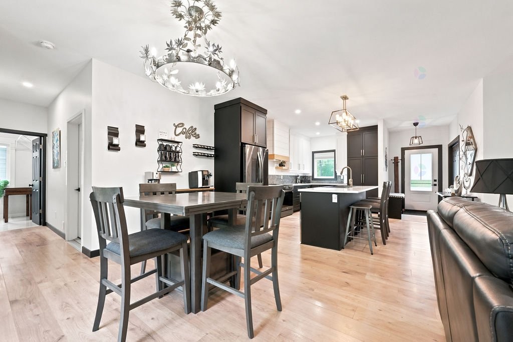 









140


Av. Paradise

,
Mansfield-et-Pontefract,




QC
J0X1R0

