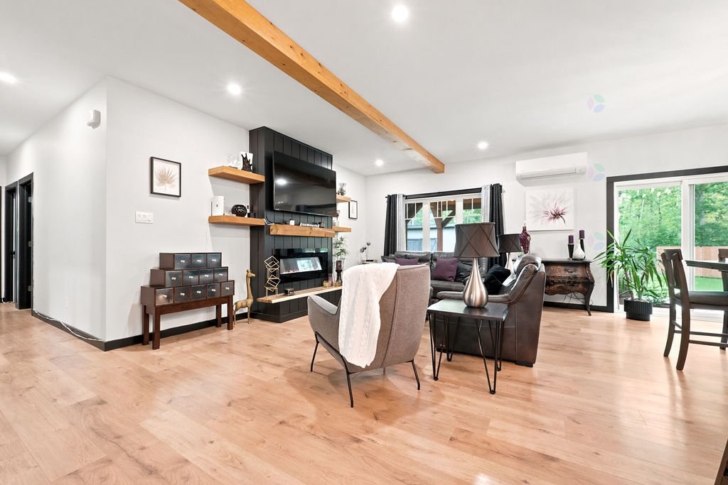









140


Av. Paradise

,
Mansfield-et-Pontefract,




QC
J0X1R0

