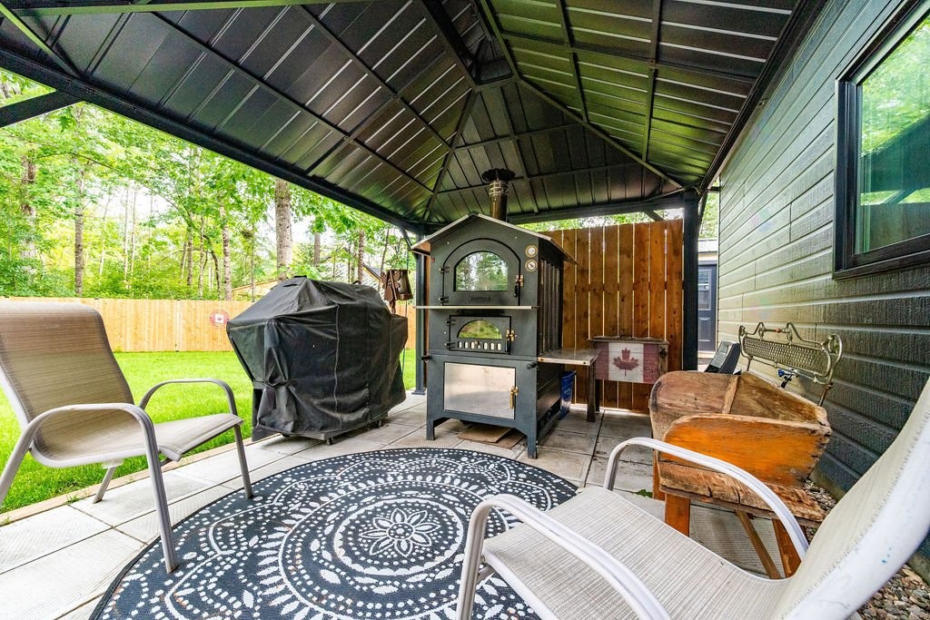 









140


Av. Paradise

,
Mansfield-et-Pontefract,




QC
J0X1R0

