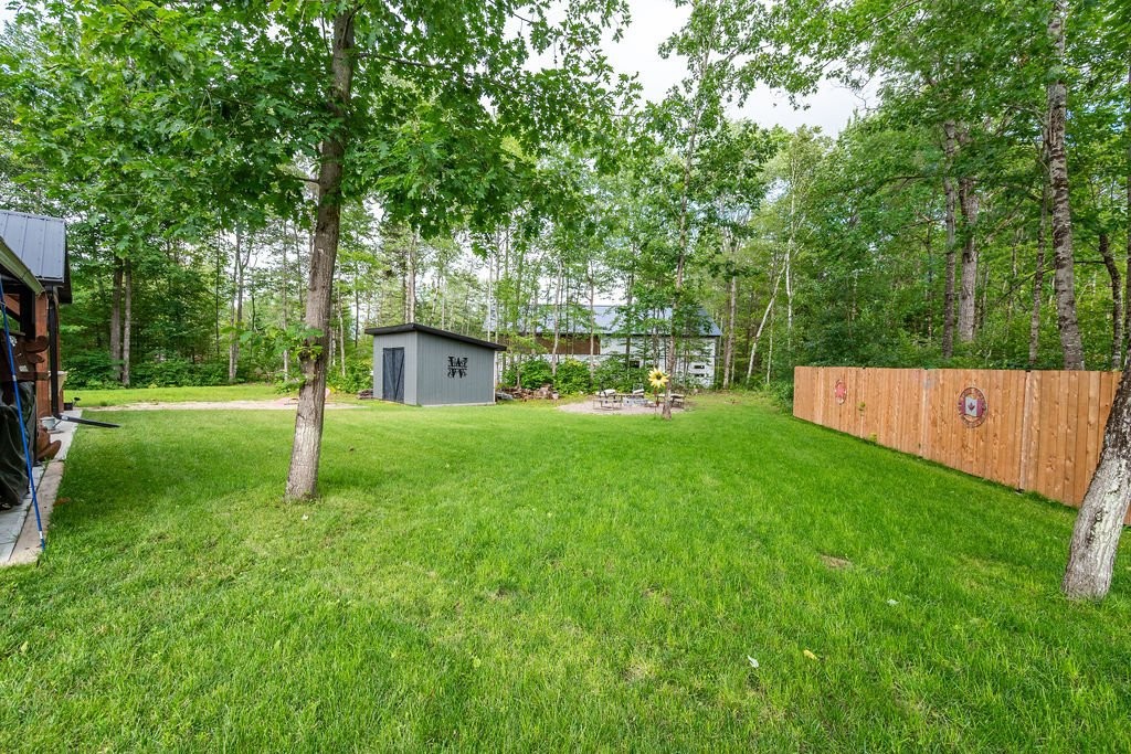 









140


Av. Paradise

,
Mansfield-et-Pontefract,




QC
J0X1R0

